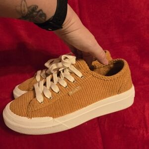 Roxy Women's Orange Sneakers